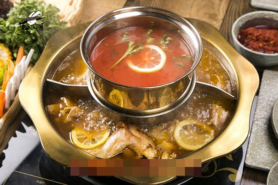 兔入江湖兔肉火锅品种丰富 快来一场味蕾盛宴吧