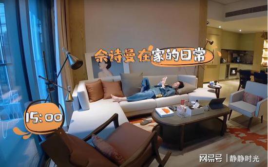 佘诗曼的香港“豪宅”，真心让人大跌眼镜，也忒小点儿了吧！