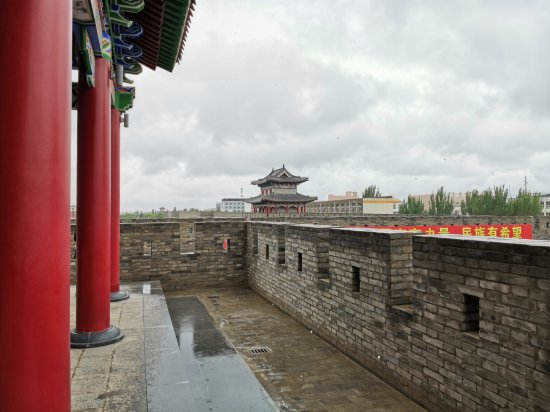 <em>中国最好</em>吃的<em>羊肉</em>，免费开放的古城墙，这个西北县城也该火了
