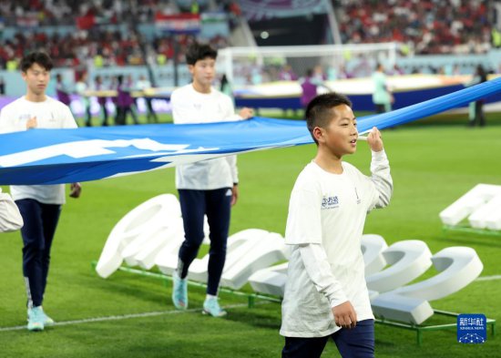 登场卡塔尔<em>世界杯</em>“最后两战”的丹寨少年