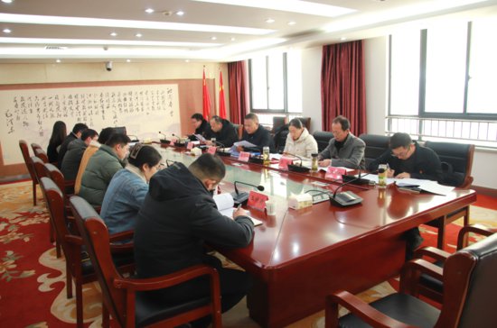县委办党支部召开主题教育专题组织生活会