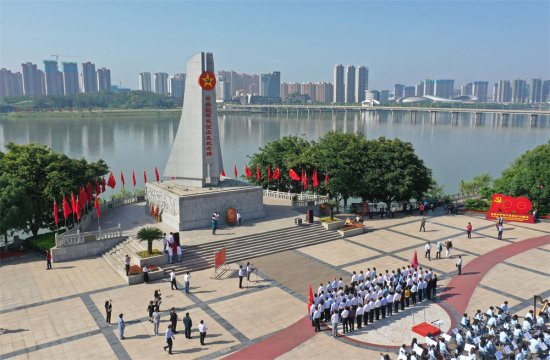 人民的江山——写在中华苏维埃共和国成立90周年之际