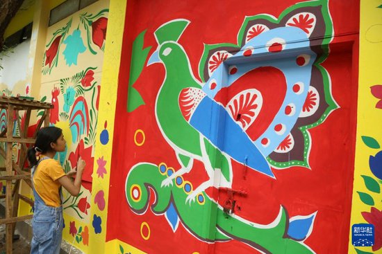 孟加拉国：彩绘迎新年