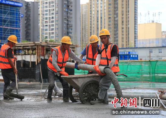 重点项目“双节”不停工 中国五冶集团全力抢抓施工黄金季