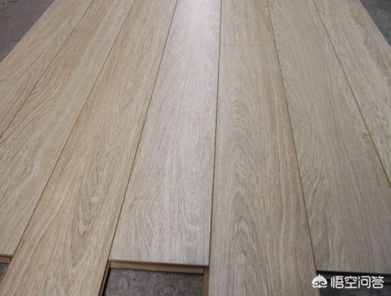 <em>木地板一般多少钱一平方</em>？