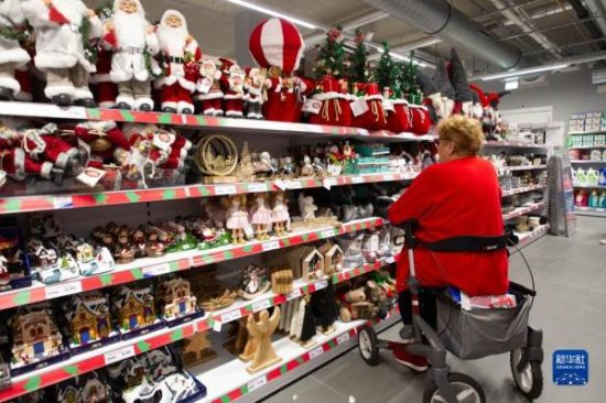 中国制造<em>的圣诞</em>商品在荷兰超市上架