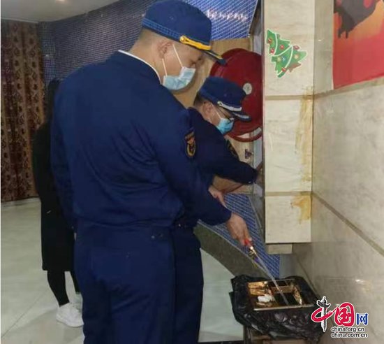 四川南部消防救援大队开展春节期间消防安全检查
