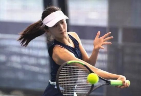 田<em>亮</em>女儿参加职业网球比赛 将正式开启网球生涯