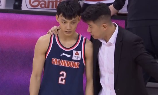 广东7分险胜上海，来看赛后杜锋和李春江说了什么？