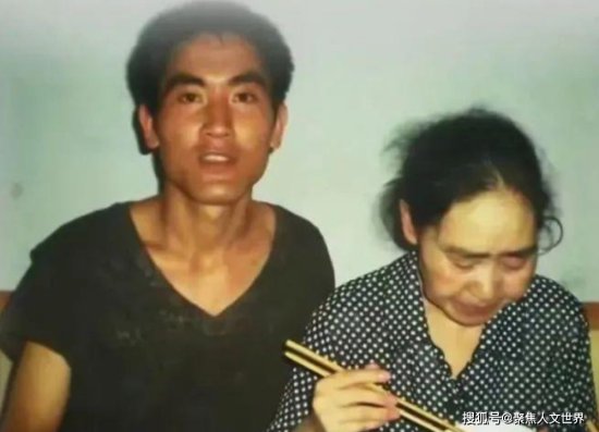 13年前，“贵州孝子”刘秀祥背着母亲上大学，如今<em>怎么样了</em>？