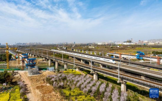 安徽合肥：铁路建设忙