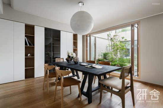 260m²现代<em>日式</em>的跃层，庭院式设计营造名古屋的既视感。