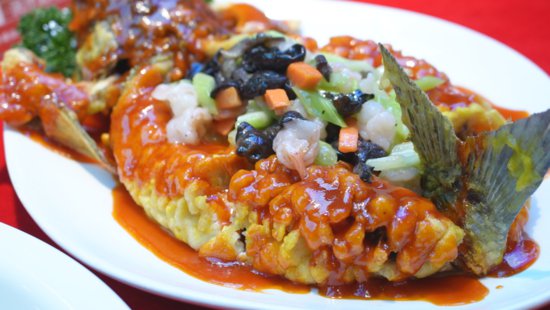 怀化鹤城区：厨艺“大比拼” 打造“舌尖上的盛宴”
