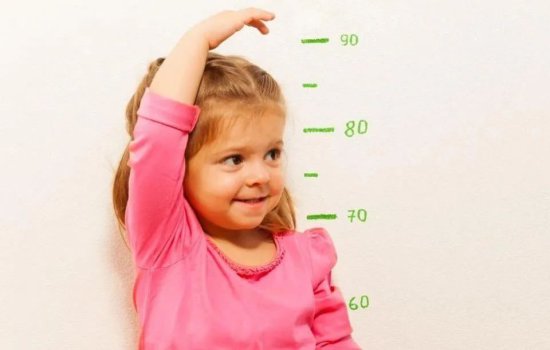 如何让孩子一年长7厘米？基因不够，睡觉来凑，附孩子身高<em>推算</em>法