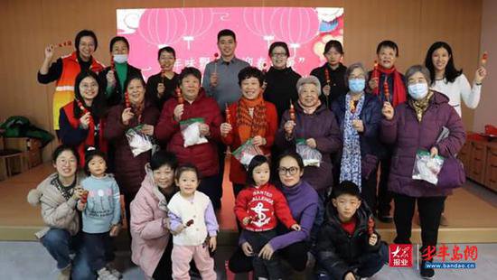 中韩街道滁州路社区开展“年味飘香·迎春送暖”春节系列活动