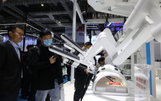 精锋医疗携明星产品亮相第89届中国国际医疗器械博览会