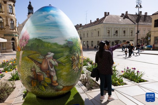 匈牙利：<em>复活节</em>巨型彩蛋