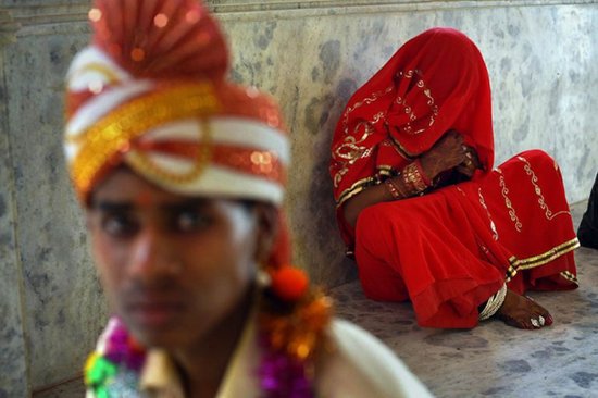 疫情令<em>印度</em>很多家庭陷入生活困境<em> 童婚</em>事件近期<em>显著增加</em>