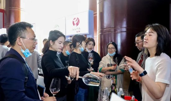宁夏银川葡萄酒产区2023年葡萄<em>酒销售</em>目标总额超8亿元