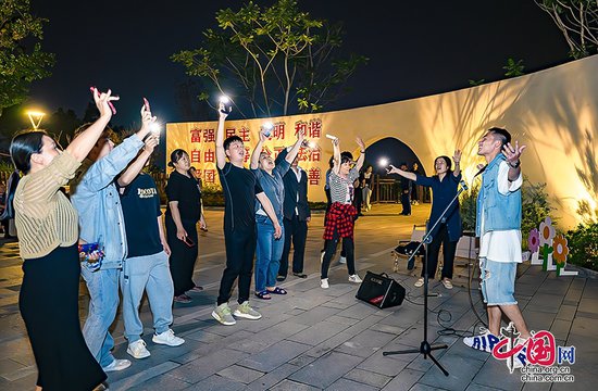 文艺晚会 庙会 音乐会接踵而来 为自贡荣县市民假期生活持续升温