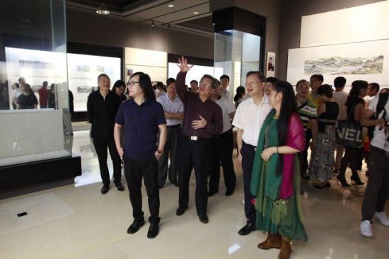 全国名家画惠州山水作品展在广东惠州市博物馆开展