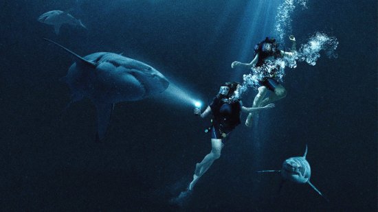 探索水下二战潜艇，却被<em>一群</em>鲨鱼猎杀，最新鲨鱼电影《沉船》