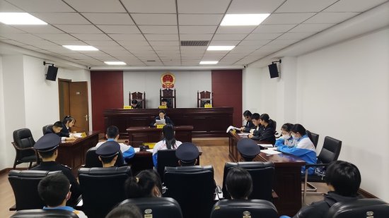 长春市宽城区人民检察院开展法治进校园模拟法庭活动