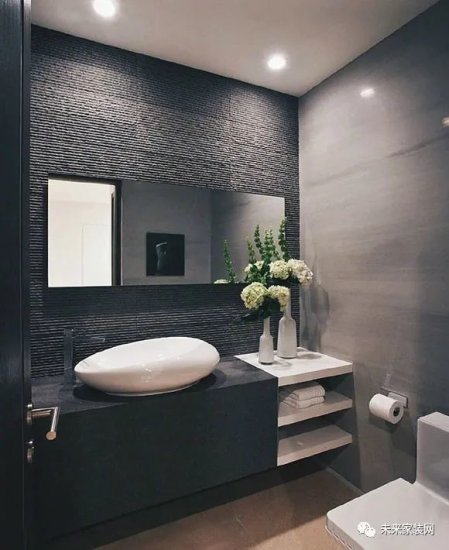 黑白双色浴室<em>装修</em>设计，越简约越完美，下次买房也要这样装！