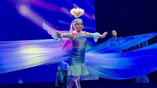 第二届新疆文化艺术节：《蝶恋天山》让观众感受音乐剧的舞台...