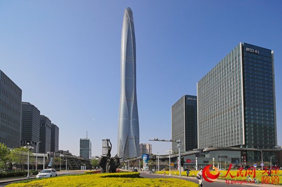 天津周大福金融中心写字楼区域开放迎客