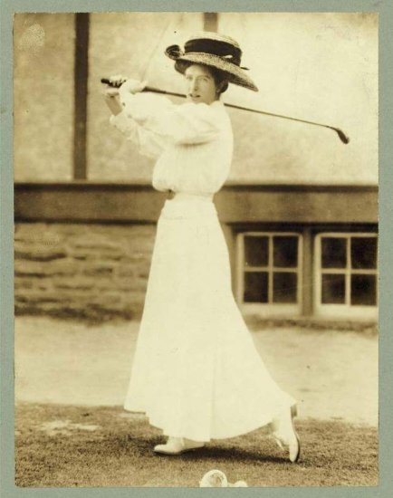 16张百年前的女性运动健身老照片，尽管她们并<em>没有穿裤子</em>