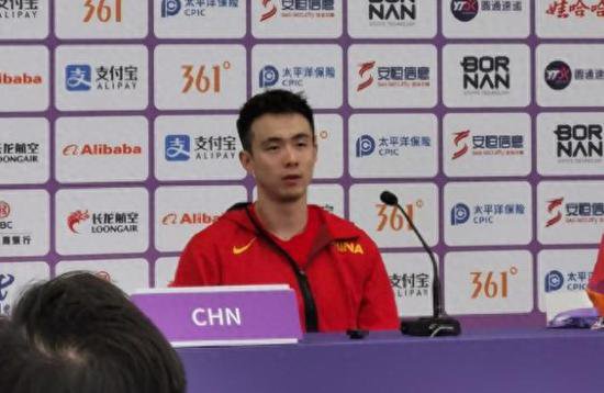 赵继伟：我代表球队或自己向关心<em>中国</em>篮球的球迷道歉！