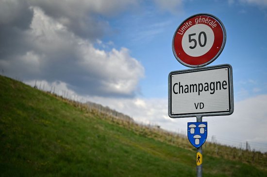 瑞士小村捍卫“香槟”之名20年