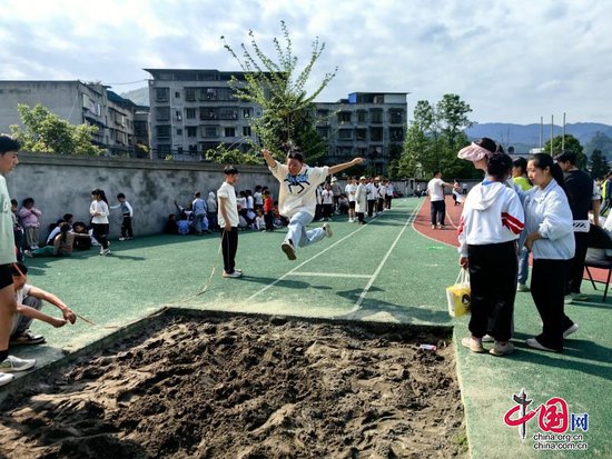 运动启航，梦想翱翔——沐川县凤村学校2024年春季运动会