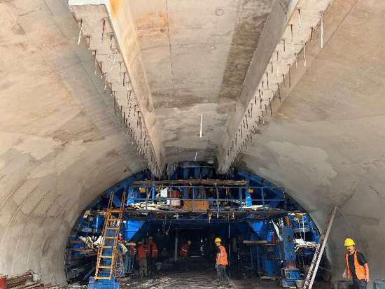 西南地区最大规模暗挖综合管廊项目竣工