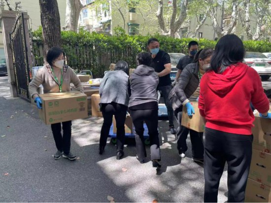 1000份免费营养包已发放！上海侨商发起慈善捐赠活动