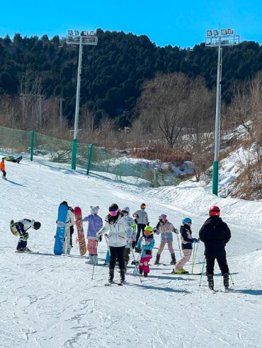 【透视社·全民健康】滑雪的尽头是骨科？安全指南请查收！