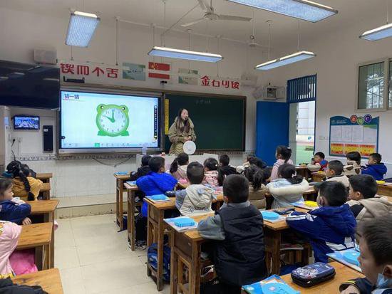 重庆科学城石板小学开展<em>数学</em>低段“五学课堂”研究活动