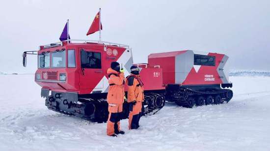 国产极地重型载具“<em>雪豹</em>”2完成技术测试与性能验证