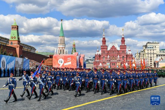 俄罗斯举行红场阅兵纪念<em>卫国战争</em>胜利78周年