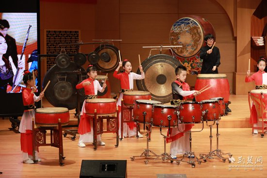 小鼓手“大能量” 洪山小学打击乐团在世界舞台绽光彩