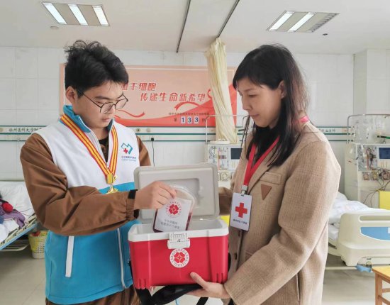 “这是我最好的毕业礼物！” 23岁徐州大学生成功捐献造血干细胞