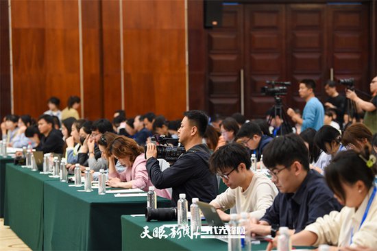 第二届全国乡村振兴职业技能大赛5月8日至10日在贵阳举办