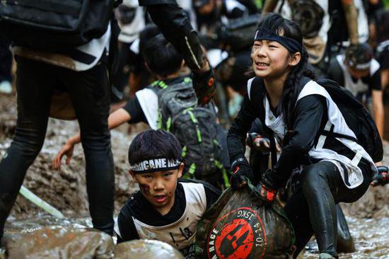 斯巴达勇士儿童赛<em>北京</em>站打响 近18000名少年参赛