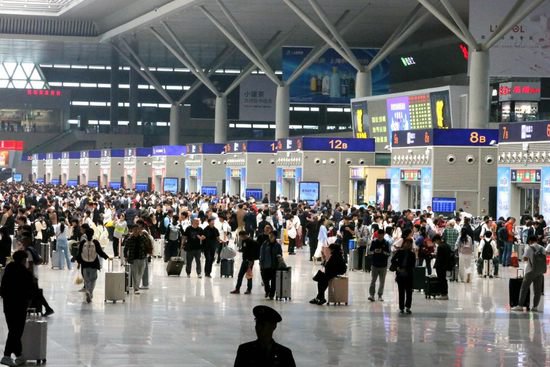 8天超600万人次！郑州铁路国庆长假运输再创记录