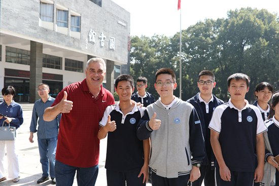 友城代表团访问衢州第二中学：加强交流互学互鉴