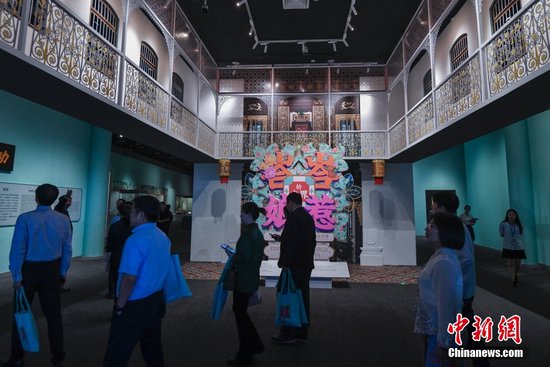 “峇峇娘惹的世界——海上丝绸之路上的峇峇娘惹文化展”在海南...