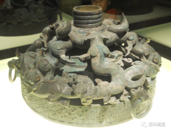 上海博物馆珍藏近百万件文物，件件都是精品，其中一件堪称国宝...