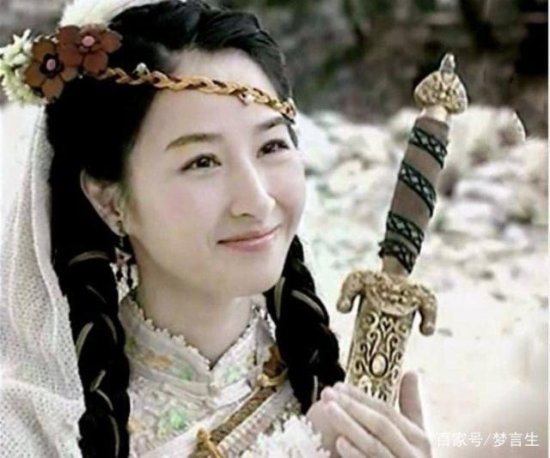 <em>书剑</em>恩仇录：陈家洛与霍青桐和香香公主的爱情故事