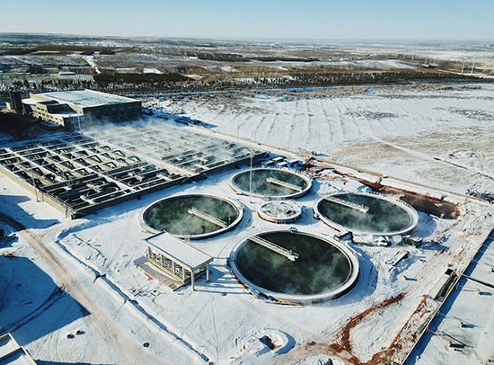 内蒙古鄂尔多斯：冰雪施工战犹酣 蒙苏项目建设向全线运营冲刺